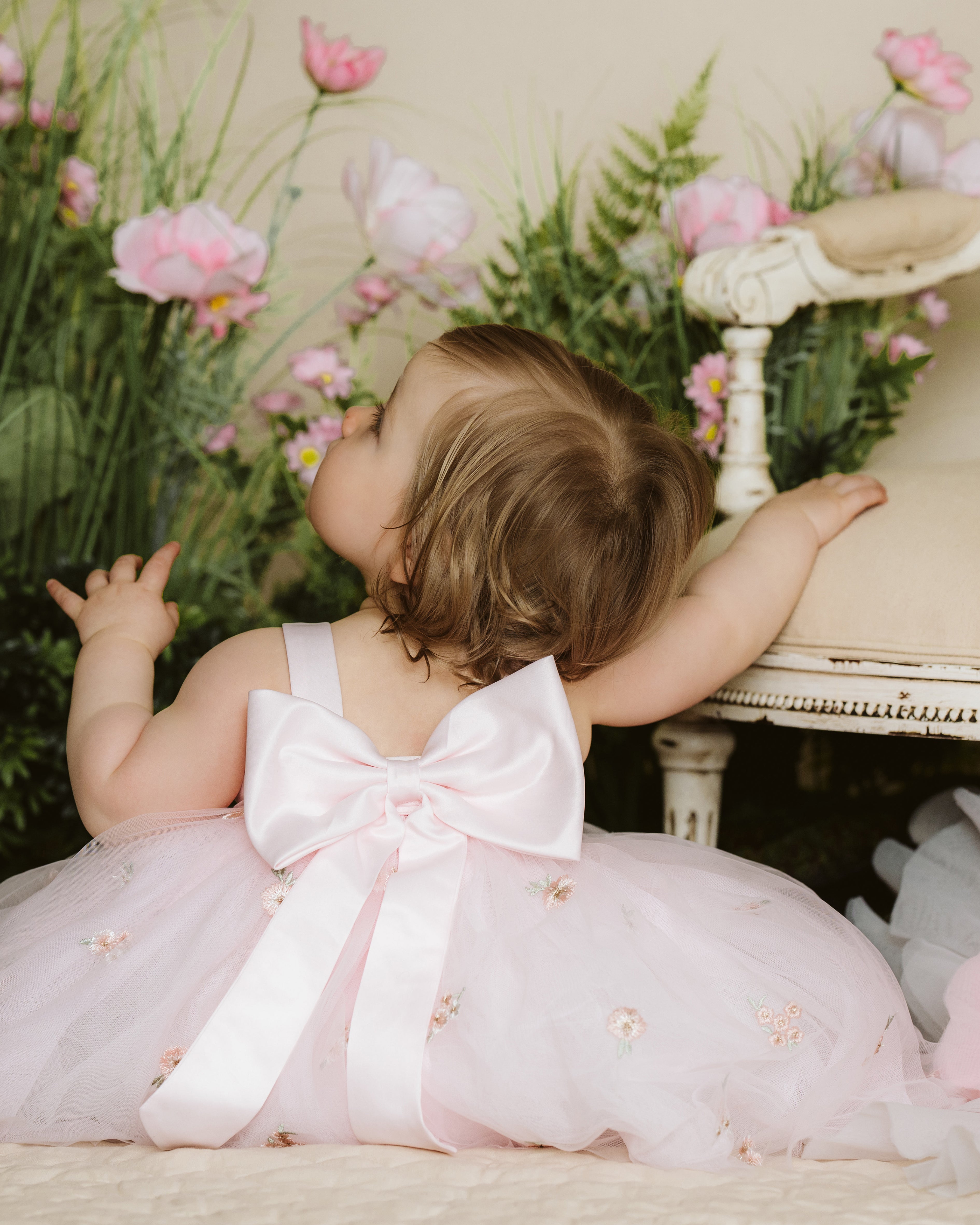 PINK FLORAL EMBROIDERED BACK BOW TULLE DRESS  Minihaha